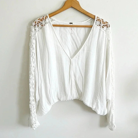 Free People white boho Crochet Arms Blouse top size medium - Picture 4 of 11
